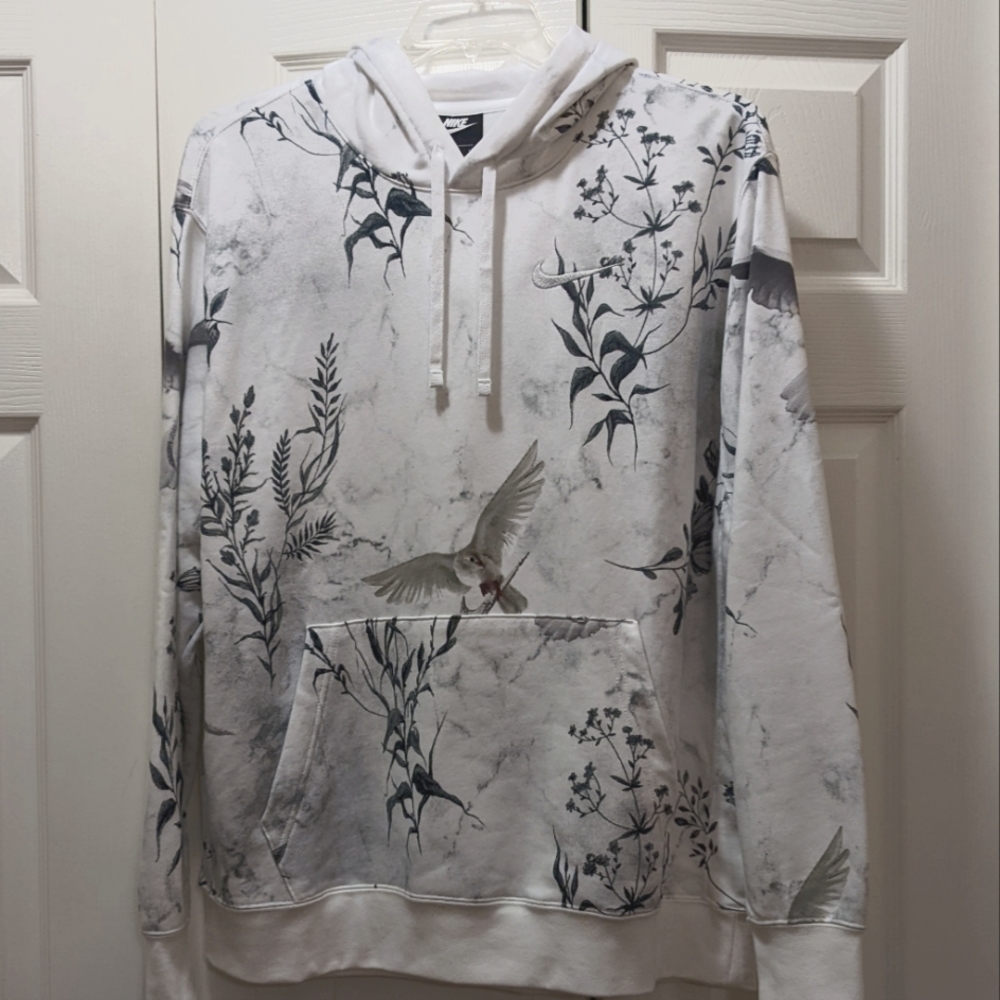 Nike Sportswear Club Pullover French Terry Hoodie Sweatshirt